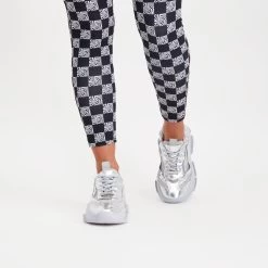 Steve Madden Possession Sneaker SILVER -Steve Madden SM11001910 04005 751 07 deea5035 11df 41ea b733 4063199e3c13