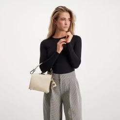 Bkween Crossbody Bag KHAKI -Steve Madden SM13000740 02002 KHA topstevemadden TIFF 1