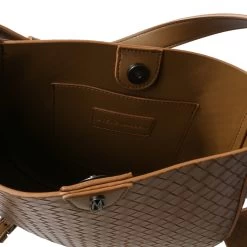 Barolo-W Crossbody Bag CAMEL -Steve Madden SM13000846 02002 CAM 06 1