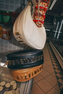 Bstylin Shoulderbag TAN 11 Bstylin Shoulderbag TAN -Steve Madden SM 2023 SUMMER INTL 34 BSTYLIN 0092 v1 QC 7a2b451d eef0 4d65 8f94 d698ec7461b2