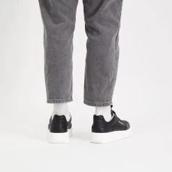 Fynner Sneaker BLACK/WHTE -Steve Madden fynnerblackwhite P211222101254 Shoes TIFF 7 bab42974 a2c8 4af4 a528 41c33f5f39da